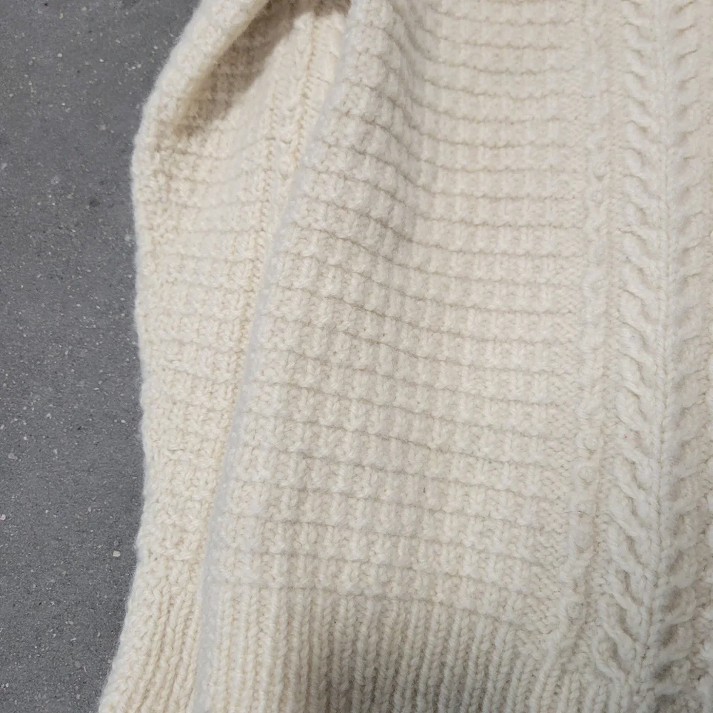 Vintage wool cableknit mens small women's medium sweater - Picture 12 of 12